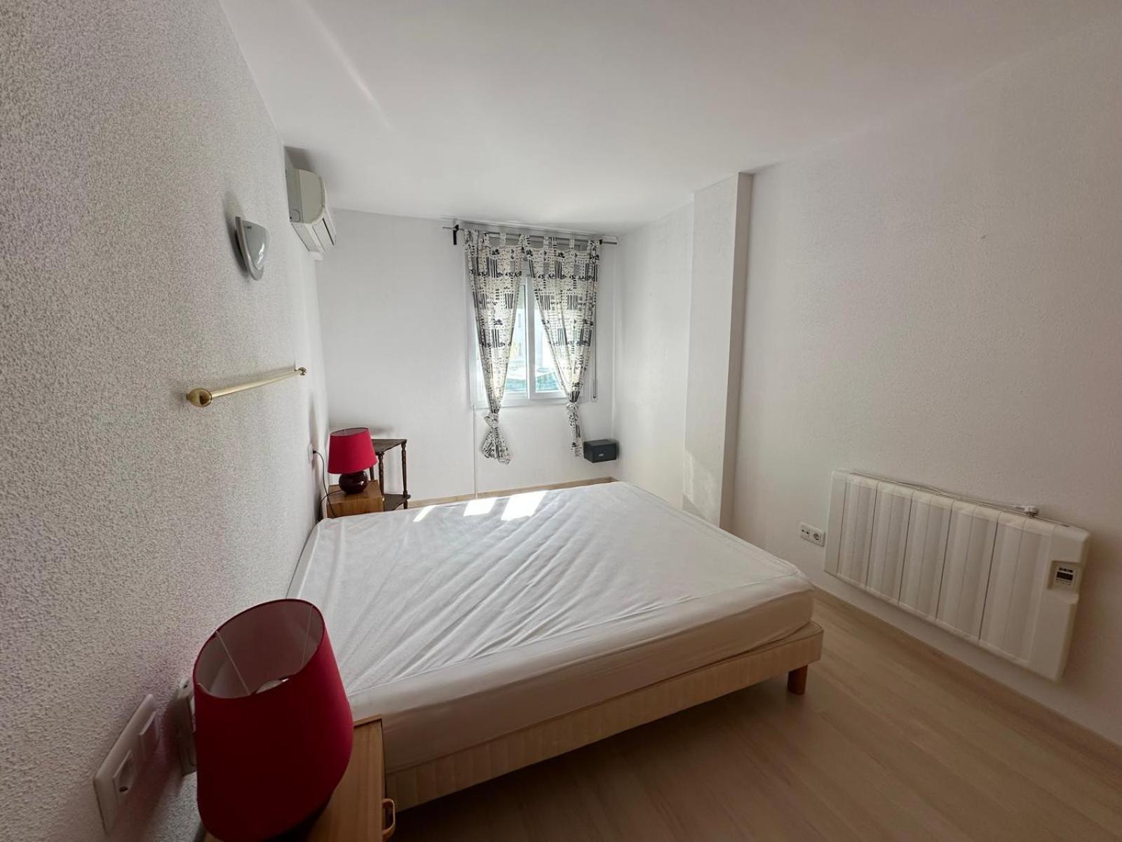 Апартаменты Bonito Piso En Roses Con Piscina Y Parking Av-66 Экстерьер фото